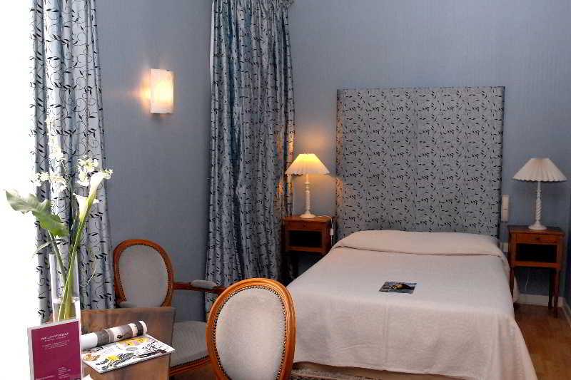 Demeures & Chateaux Le Pavillon D'Enghien, Vichy Centre Esterno foto